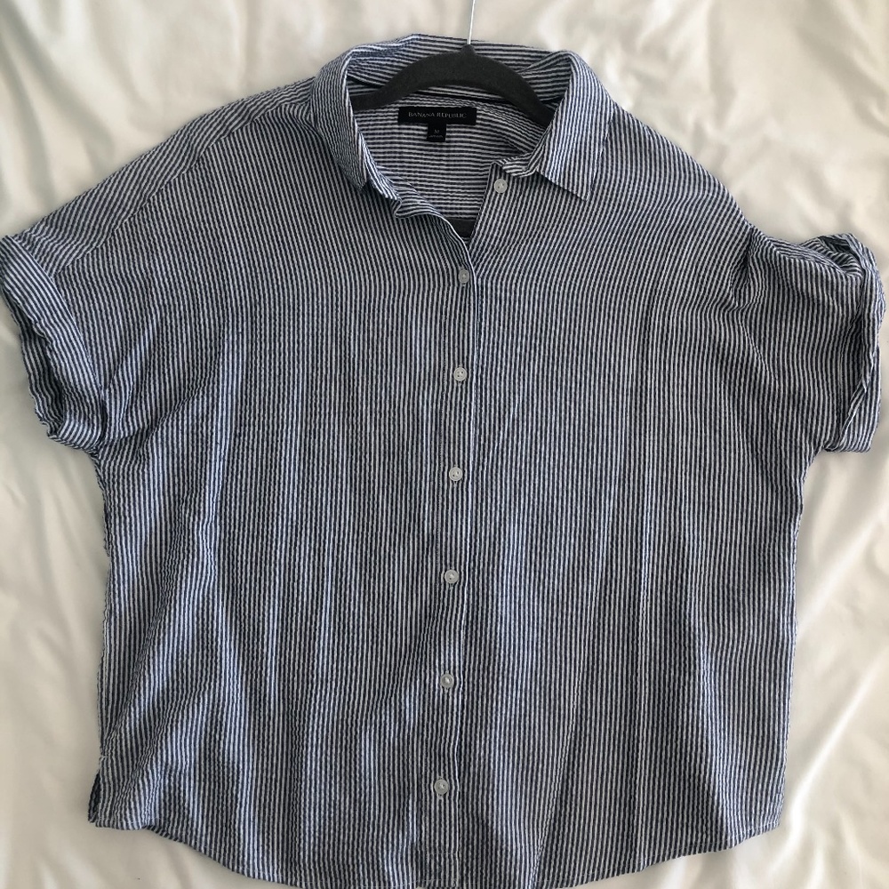 Banana Republic Button-up